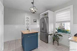 6427 Pernod Ave, Saint Louis, MO 63139 - Photo 12