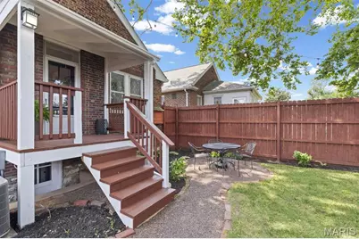 6427 Pernod Avenue, Saint Louis, MO 63139 - Photo 24