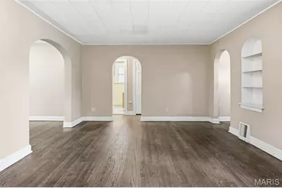 402 Tiffin Avenue, Saint Louis, MO 63135 - Photo 2