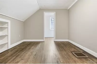402 Tiffin Avenue, Saint Louis, MO 63135 - Photo 12