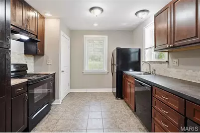 402 Tiffin Avenue, Saint Louis, MO 63135 - Photo 6