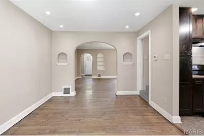 402 Tiffin Avenue, Saint Louis, MO 63135 - Photo 4