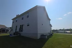 1756 Martingale Ln, Eureka, MO 63025 - Photo 14