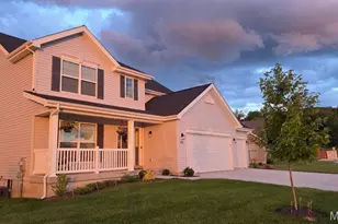 1756 Martingale Ln, Eureka, MO 63025 - Photo 2