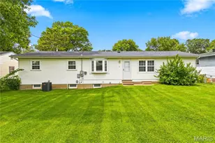 6714 Cherryvale Dr, Hazelwood, MO 63042 - Photo 18