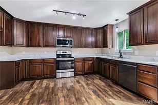 730 Glen Eagle Dr, Troy, MO 63379 - Photo 12