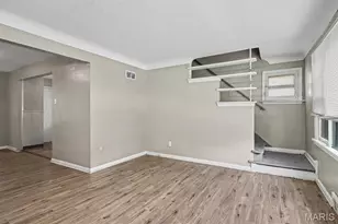 6829 Berkridge Ct, Saint Louis, MO 63134 - Photo 6