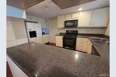 1327 Culpepper Ridge Drive, Ballwin, MO 63021 - Photo 10