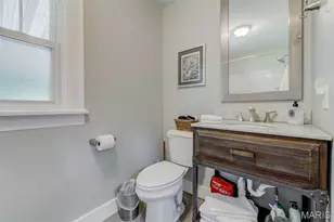 2009 N 3rd St, Saint Charles, MO 63301 - Photo 8