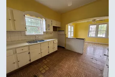 9705 Perrin Avenue, Lemay, MO 63125 - Photo 14