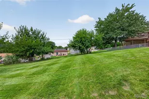 1486 El Camino Dr, Florissant, MO 63031 - Photo 48