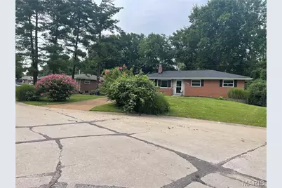 4120 Rain Ridge Drive, Saint Louis, MO 63125 - Photo 2