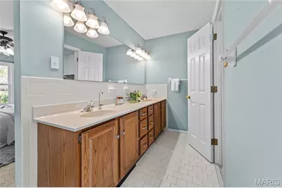 1124 Kiefer Creek Meadows Drive, Ellisville, MO 63021 - Photo 34