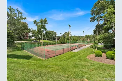 9049 W Swan Circle, Saint Louis, MO 63144 - Photo 30