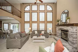909 Oxford Trail Dr, Saint Peters, MO 63376 - Photo 10