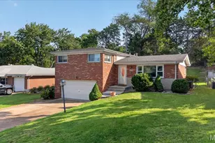 1143 Mary Candace Ln, Saint Louis, MO 63125 - Photo 32