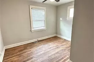 8356 College Ave, Jennings, MO 63136 - Photo 10