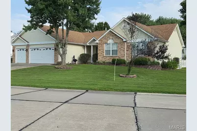 207 Sassafras Parc Drive, O'Fallon, MO 63368 - Photo 2