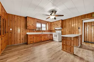 806 S 4th St, Ellisville, MO 63336 - Photo 18
