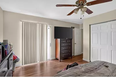5998 Sir Edward Court, Florissant, MO 63033 - Photo 16