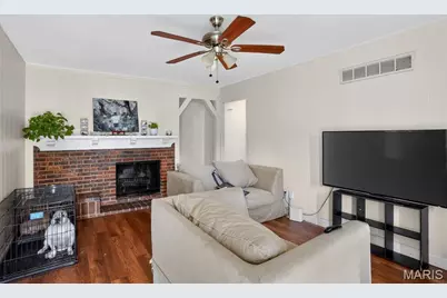 5998 Sir Edward Court, Florissant, MO 63033 - Photo 6