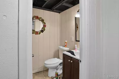 5998 Sir Edward Court, Florissant, MO 63033 - Photo 24
