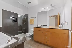 1619 Washington Ave, Saint Louis, MO 63103 - Photo 18