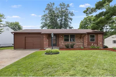 3239 Greenwich Lane, Saint Charles, MO 63301 - Photo 1