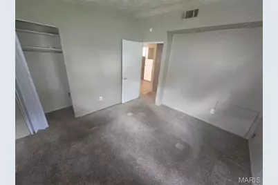 9117 Macon Avenue, Saint Louis, MO 63134 - Photo 6