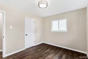 11482 Essex Ave, Maryland Heights, MO 63043 - Photo 22