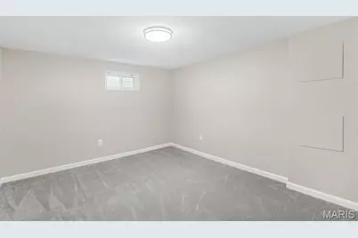 11482 Essex Avenue, Maryland Heights, MO 63043 - Photo 32