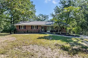 11 Edith Dr, Bourbon, MO 65441 - Photo 2