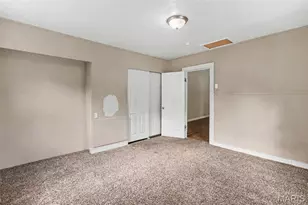 154 Becker Dr, Saint Louis, MO 63135 - Photo 8