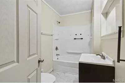 154 Becker Drive, Saint Louis, MO 63135 - Photo 12