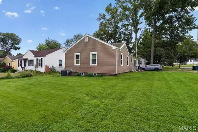 3110 Saint Myron Lane, Saint Ann, MO 63074 - Photo 30