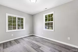 302 Hilltop Dr, Wentzville, MO 63385 - Photo 14