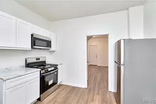 6625 Bartmer Ave, University City, MO 63130 - Photo 10