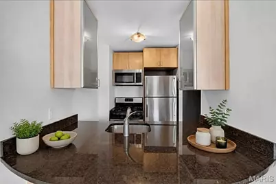 210 N 17th Street #907, Saint Louis, MO 63103 - Photo 4