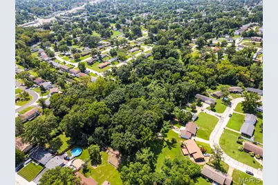 525 Fairwick Drive, Saint Louis, MO 63129 - Photo 2