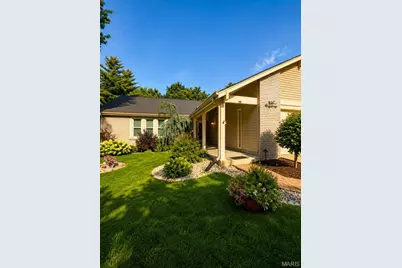 944 Ridgetree Lane, Des Peres, MO 63131 - Photo 4