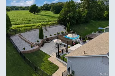 927 Mule Creek Drive, Wentzville, MO 63385 - Photo 2