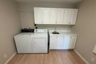 16323 Bellingham Dr, Chesterfield, MO 63017 - Photo 10