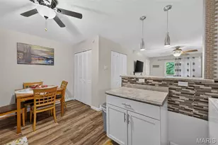 2812 Blackforest Dr, Saint Louis, MO 63129 - Photo 18