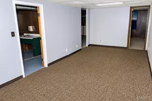 10448 Quaker Dr, Dellwood, MO 63136 - Photo 20