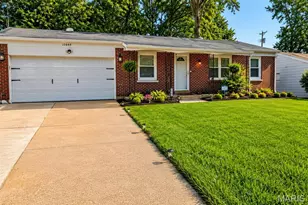 10448 Quaker Dr, Dellwood, MO 63136 - Photo 1
