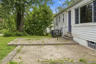 1134 Roxton Dr, Saint Louis, MO 63137 - Photo 18