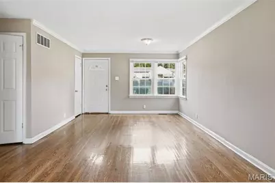 1134 Roxton Drive, Saint Louis, MO 63137 - Photo 2
