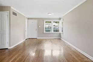1134 Roxton Dr, Saint Louis, MO 63137 - Photo 2