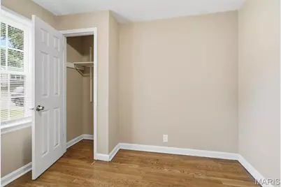 1134 Roxton Drive, Saint Louis, MO 63137 - Photo 8