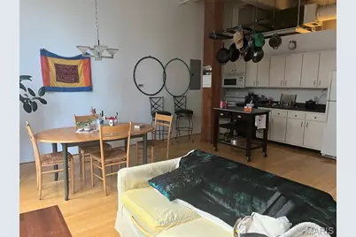 1300 Washington Avenue #402, Saint Louis, MO 63103 - Photo 2